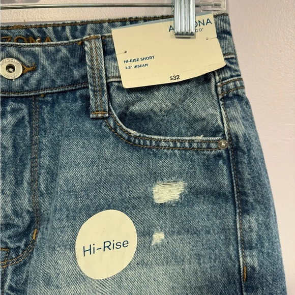 NWT Arizona Jean company shorts - Picture 2 of 4